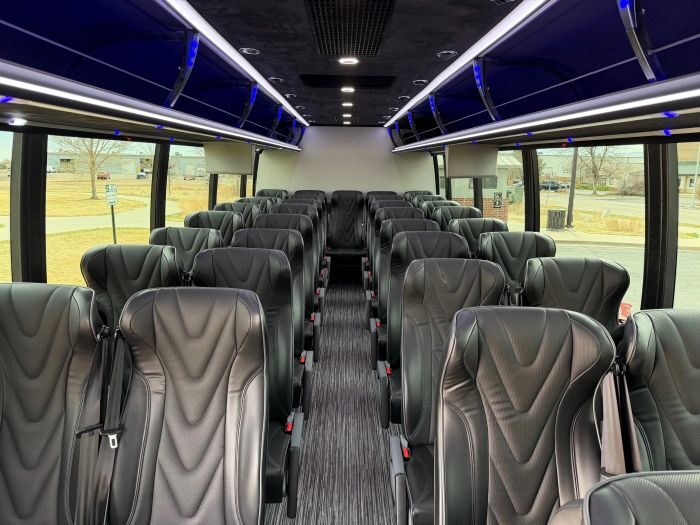Coach bus leather seats β Pueblo limo service