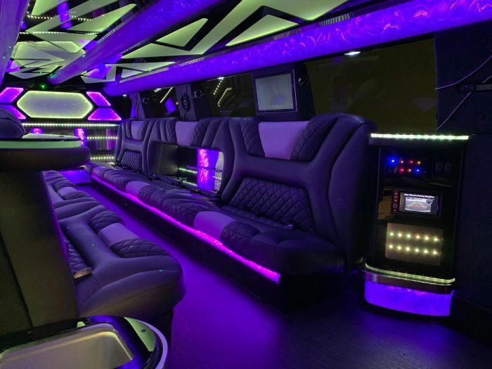 SUV limo interior β Pueblo limo service