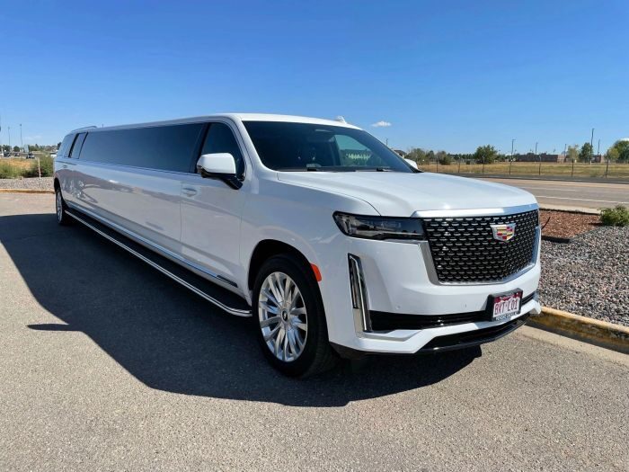 White Escalade stretch limo β Pueblo limo service